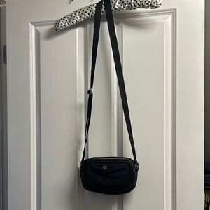 lululemon athletica Black Camera Compact Crossbody Bag